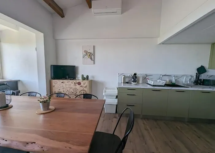 Apartment Cap D'agde - Secteur Richelieu 10 Couchages Agde